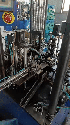 GIF 2